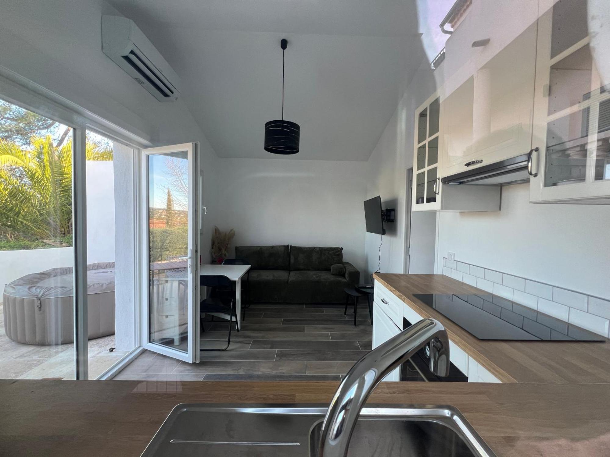 Maison T2 Avec Jaccuzi Wifi Parking Сен-Сир-сюр-Мер Экстерьер фото
